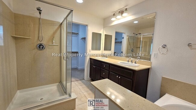 Building Photo - 3 Bed 3 Bath + Loft | EV Charger | Large Private Patio | Rivage in the Parkway