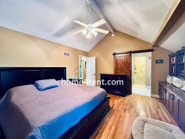 Building Photo - A Lovely, Four Bedroom Lenexa Home w/ Wood...