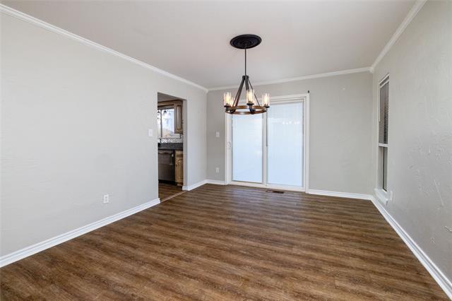 Building Photo - 134 Lakeshore Dr