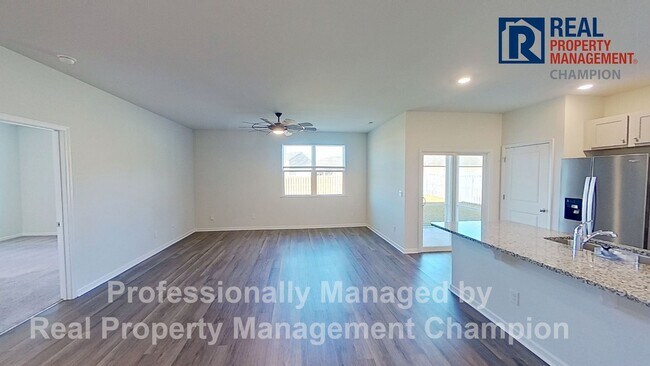 Primary Photo - Beautiful 3 BD/2 BA Home in Riverside