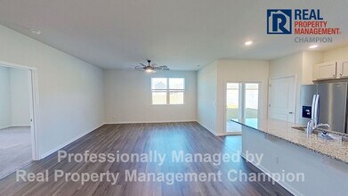 Building Photo - Beautiful 3 BD/2 BA Home in Riverside