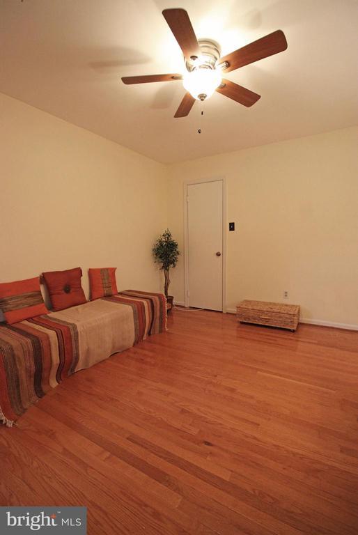 Building Photo - 5021 Hayload Ct