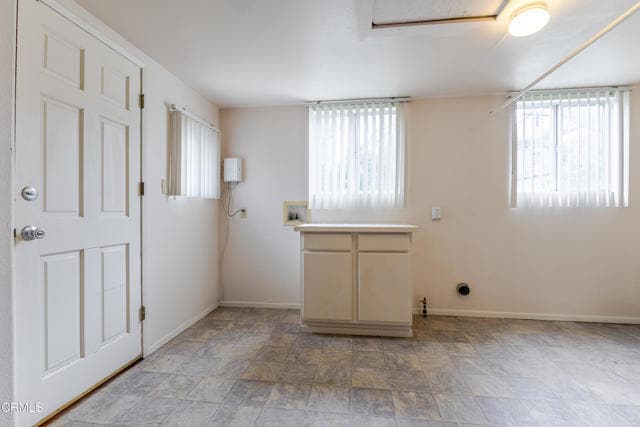 Building Photo - 385 Eaton Dr