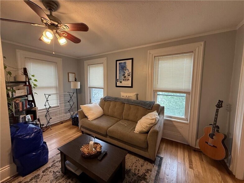 Building Photo - 251 High St