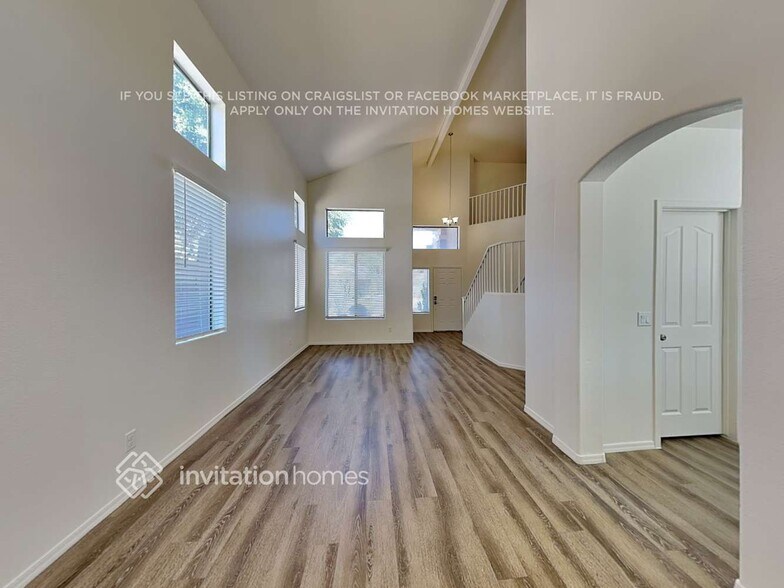 Building Photo - 2903 E Indian Wells Pl