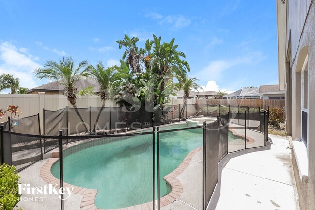 Building Photo - 2202 Cattleman Dr