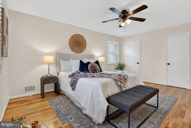 Building Photo - 6015 Ticonderoga Ct