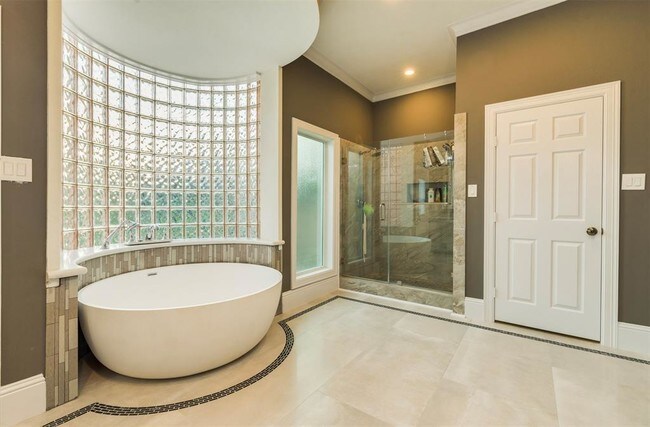 Building Photo - 702 Windbreak Trail