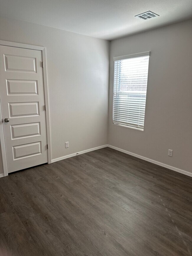 Building Photo - *Pre-leasing*Four Bedroom | Two Bath Home ...