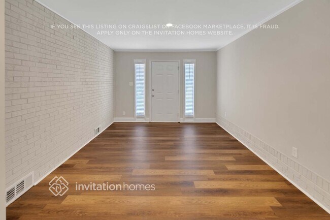 Building Photo - 7112 David Ave