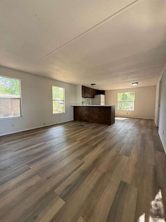 Building Photo - 11 Sunset St