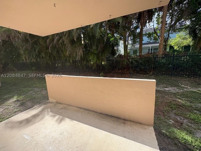 Building Photo - 1200 Tallwood Ave