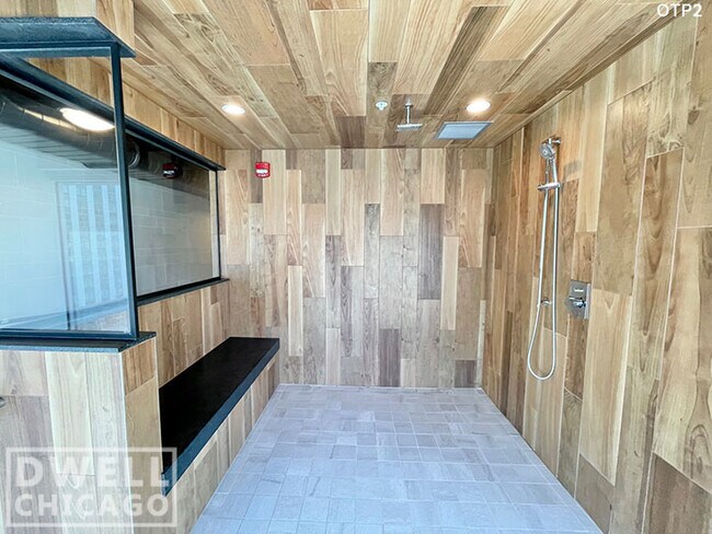 Building Photo - 1147 N Wells St