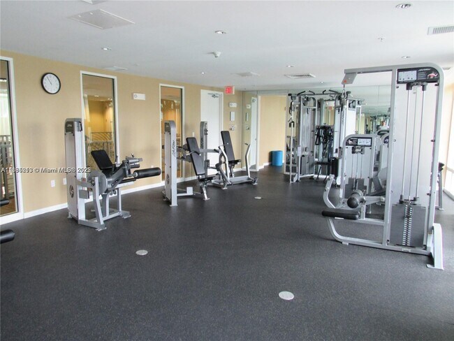 Building Photo - 1745 E Hallandale Beach Blvd