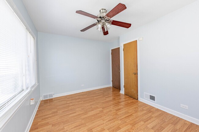 Building Photo - 7920 S Winchester Ave