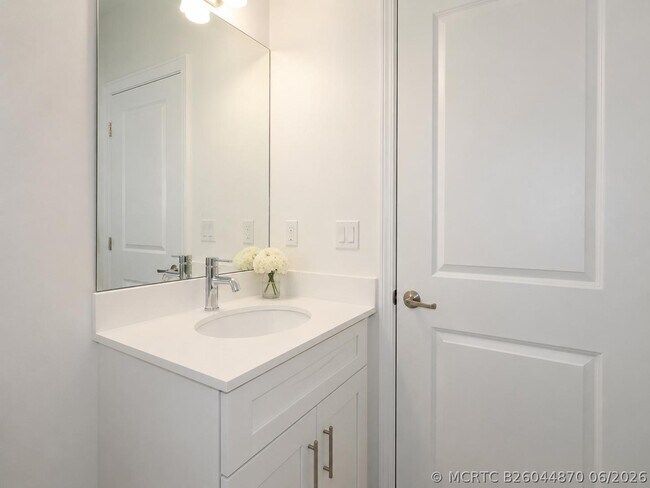 Building Photo - 4822 NW 56th Ct