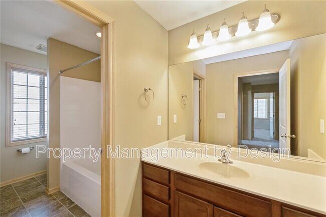 Building Photo - 8580 Rock Dr