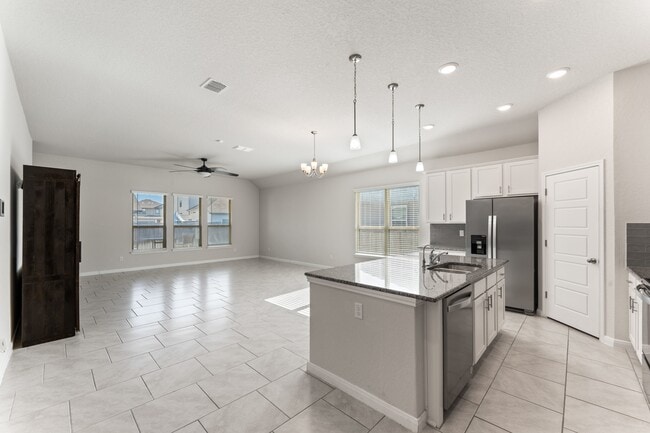 Building Photo - 229 Stag Way