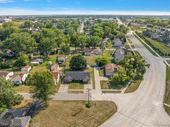 Building Photo - 1014 Kelley St