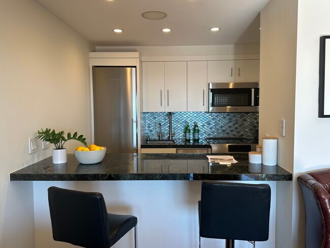 Building Photo - 1177 California St