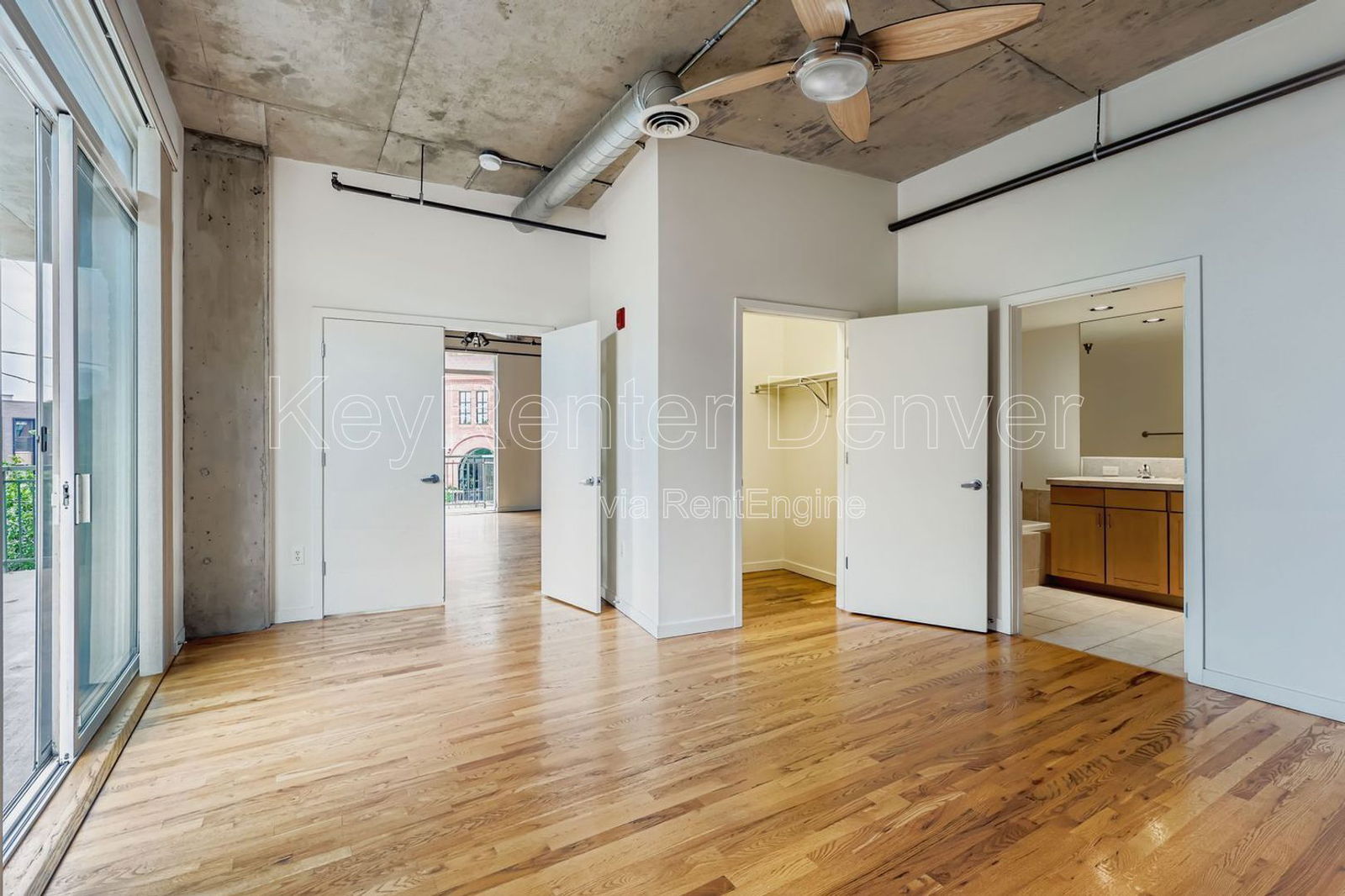 Building Photo - 3201 Shoshone St