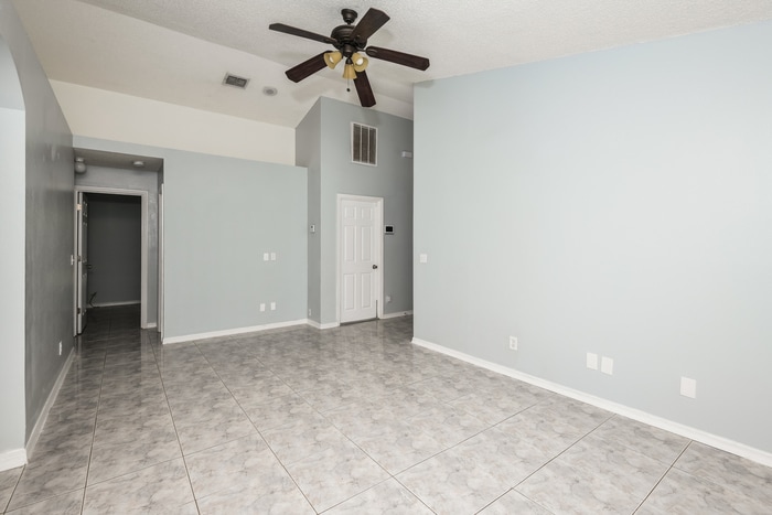 Building Photo - 3313 Cypress Point Cir