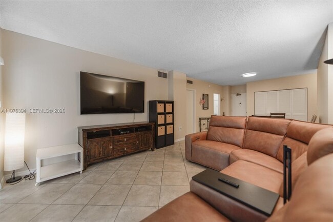 Building Photo - 1980 S Ocean Dr