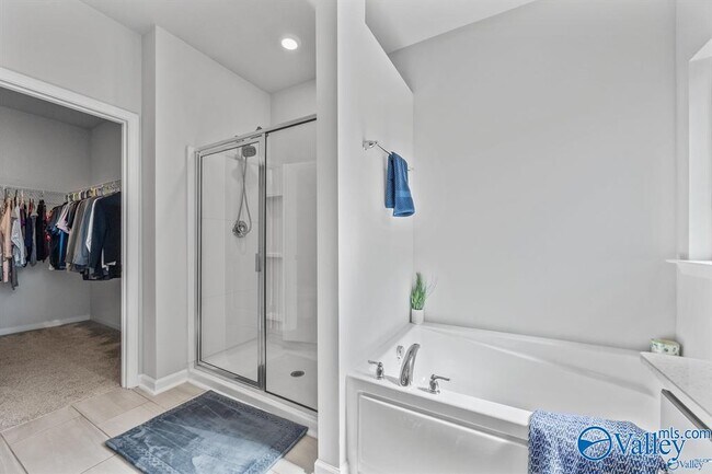 Building Photo - 13348 Golden Hay Cir