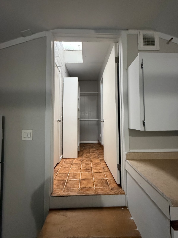 Building Photo - 1166 NE Turner Dr