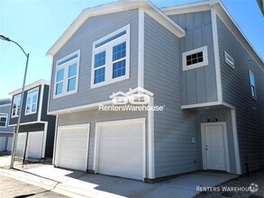 Building Photo - Brand new 3 bedroom, 2.5 bath townhome