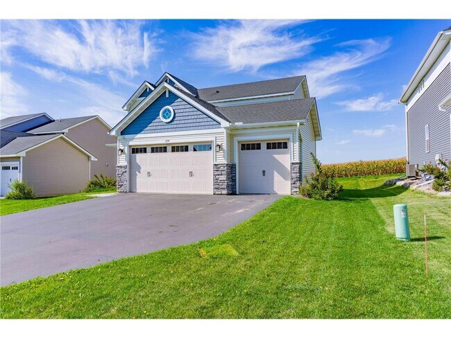 Building Photo - 1574 Edgebrook Ln