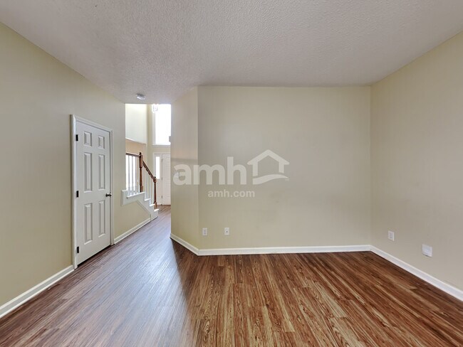 Building Photo - 9308 Leslieshire Dr