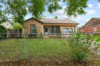 Building Photo - 1523 Matlock Dr