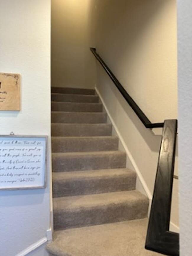 Building Photo - Chesapeake-Townhouse-Cardinal Meadows-3BR-2.5BA-1 Car Garage