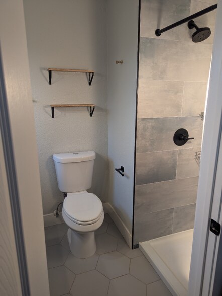 Building Photo - 12290 Dyer Ct