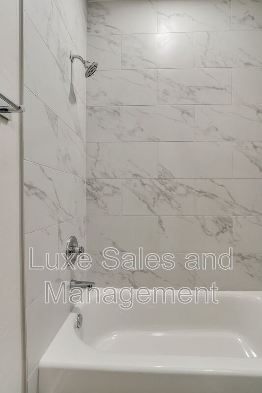 Building Photo - 8301 NW 163rd Ter