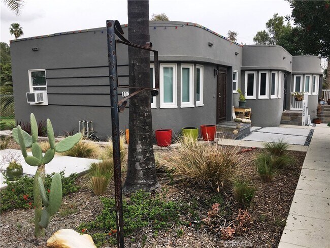Building Photo - 1120 S Patton Ave