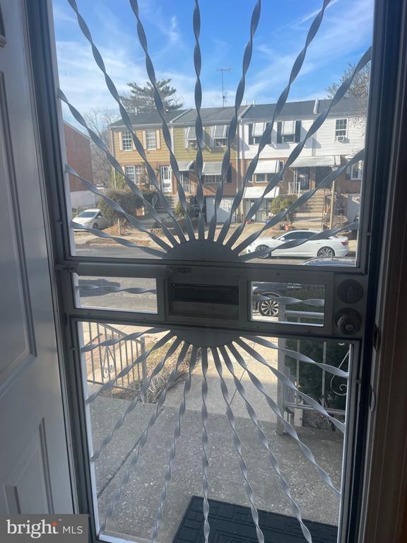 Building Photo - 7814 Saturn Pl