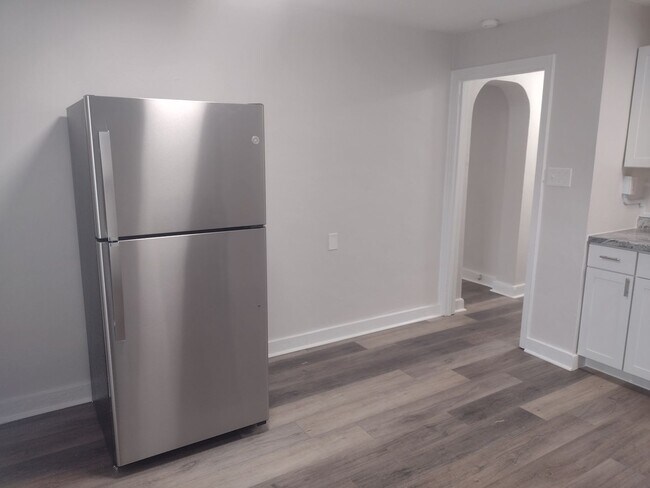Building Photo - Beautiful Apartment for Rent
