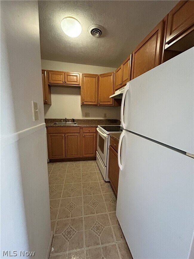 Building Photo - 4309 Earl Dr