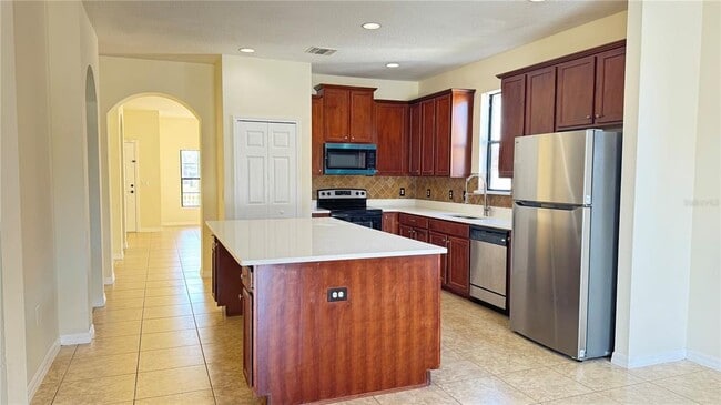 Building Photo - 2713 Kinsey Dr