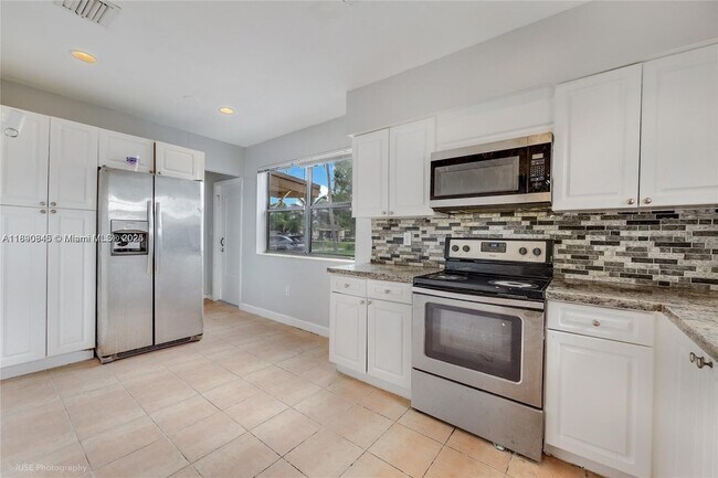 Primary Photo - 19225 NW 23rd Ave