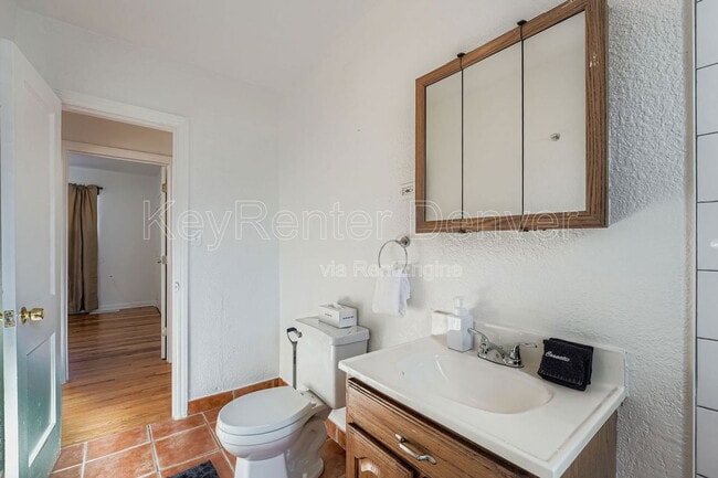 Building Photo - 2928 Milwaukee St