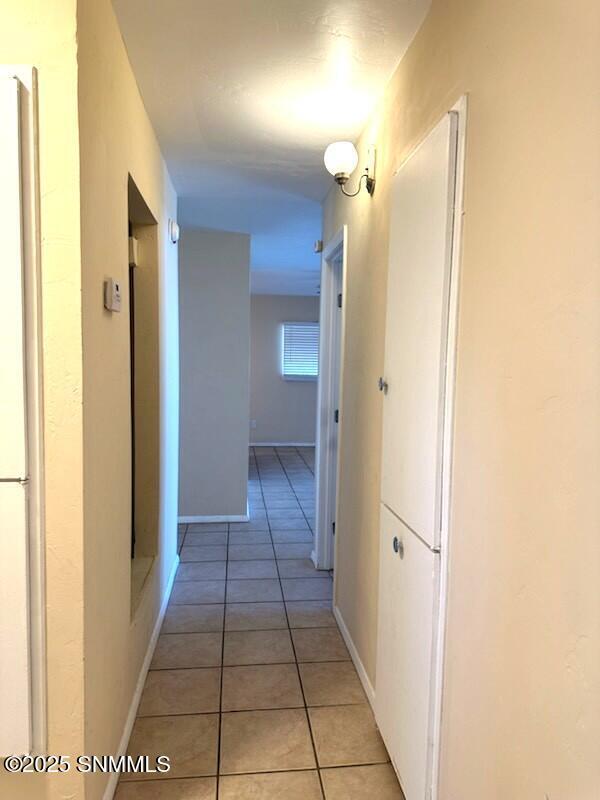 Building Photo - 1825 Anderson Dr