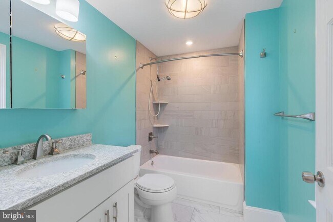 Building Photo - 4226 Ellicott St NW