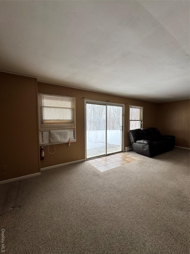 Building Photo - 35 Top O Hill Rd