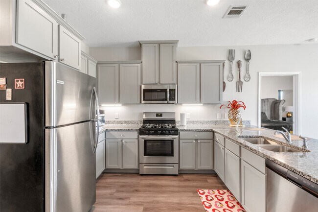 Building Photo - 397 Rd 5102