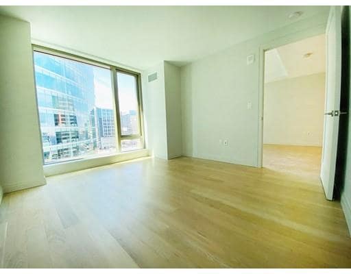 Building Photo - 133 Seaport Blvd