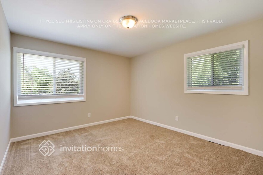 Building Photo - 2416 Tiffany Cir