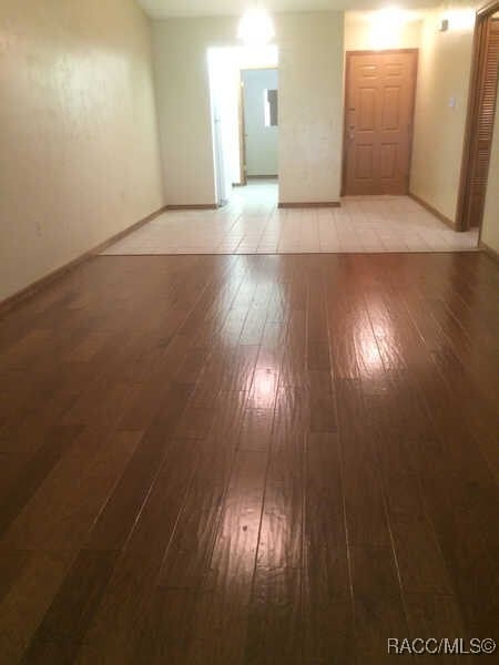 Building Photo - 270 E Glassboro Ct